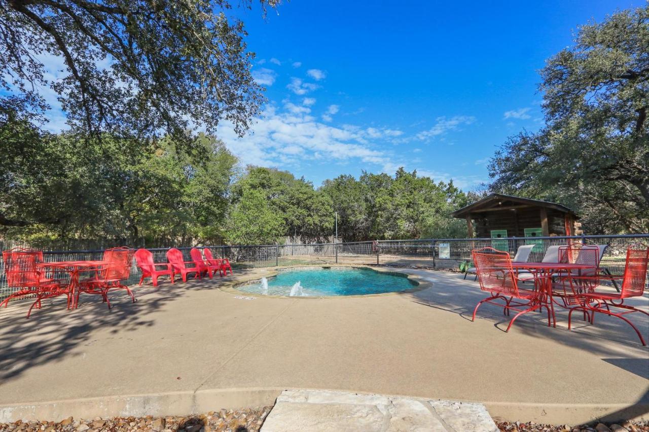 Wimberley Log Cabins Resort And Suites- Unit 2 Eksteriør bilde